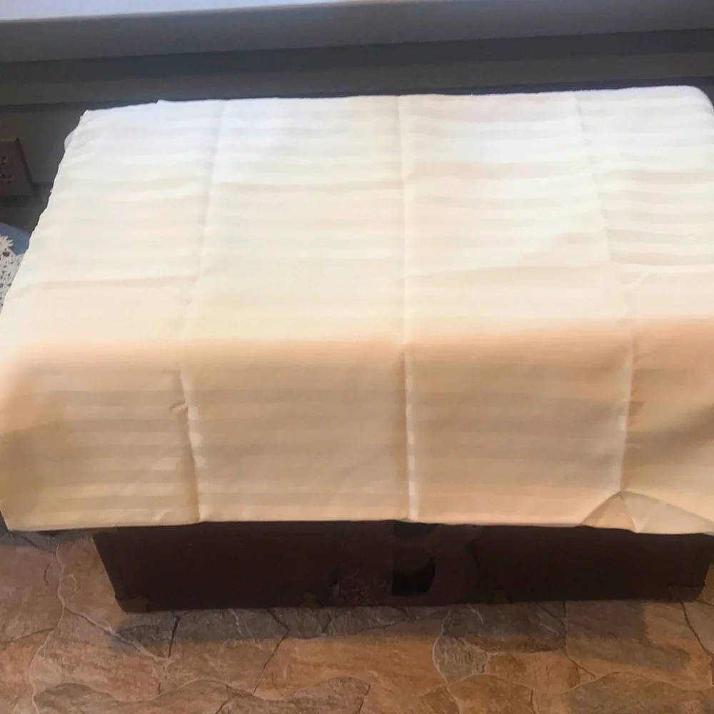 Tablecloth Cream 84x60